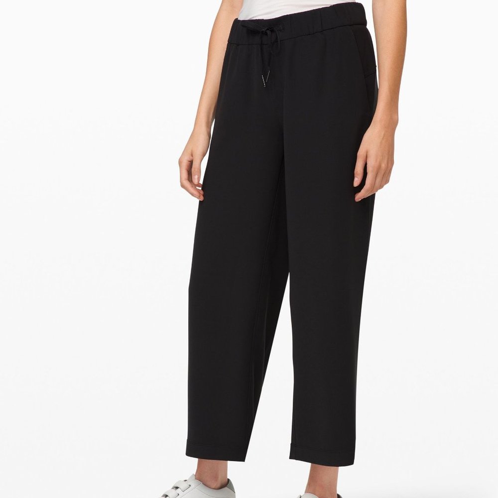 🛍️🚨Lululemon On The Fly Wide-Leg 7/8 Pant🚨🛍️